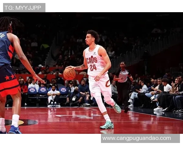 骑士后场新秀普罗科特闪耀赛场展现出惊人得分能力引发关注